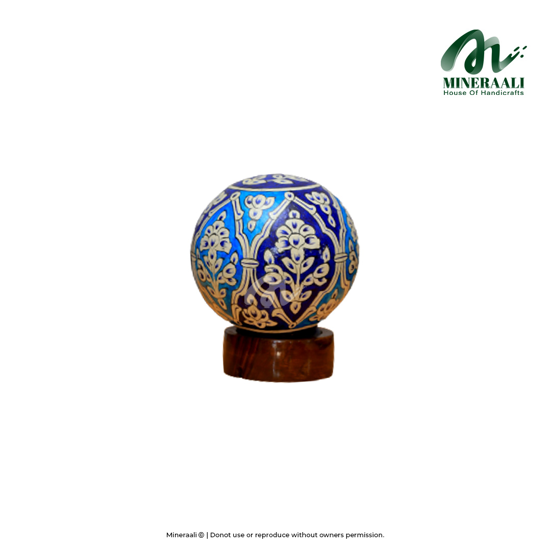 Mineraali |Camel Skin Multi Blue Pattern Globe Lamp